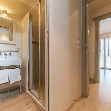 Gasthof Nina Casetta De Trastevere 3*