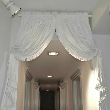 Gasthof Nina Casetta De Trastevere 3*